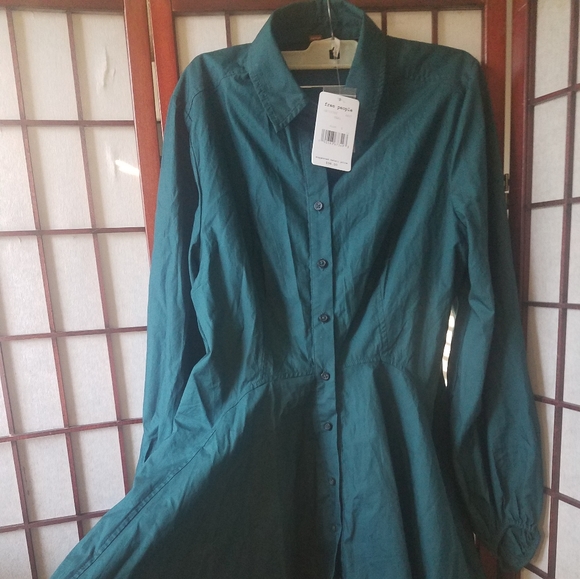 Free People button down tunic. NWT - Picture 3 of 4